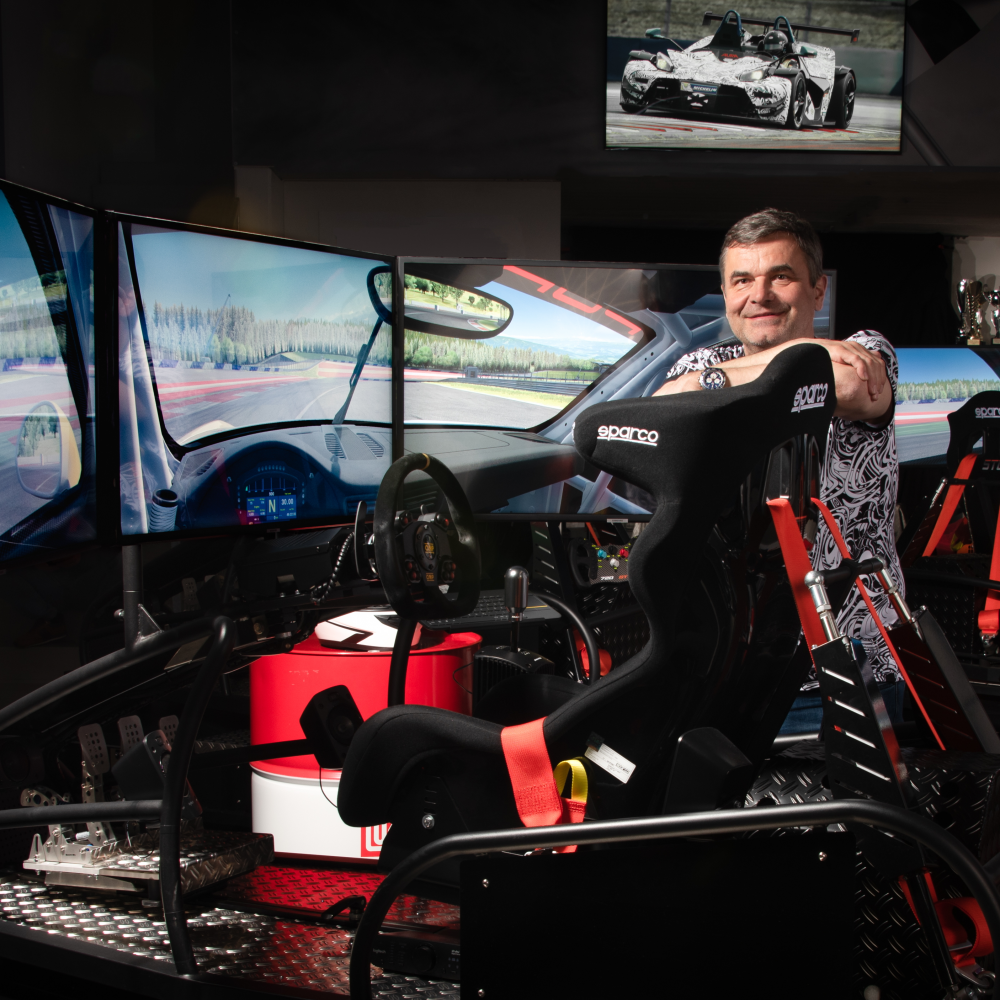 F1 Simulator1